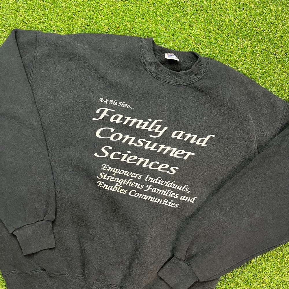 Jerzees Super Sweats XL Black Crewneck Family Consumer Sciences USA‎ VTG